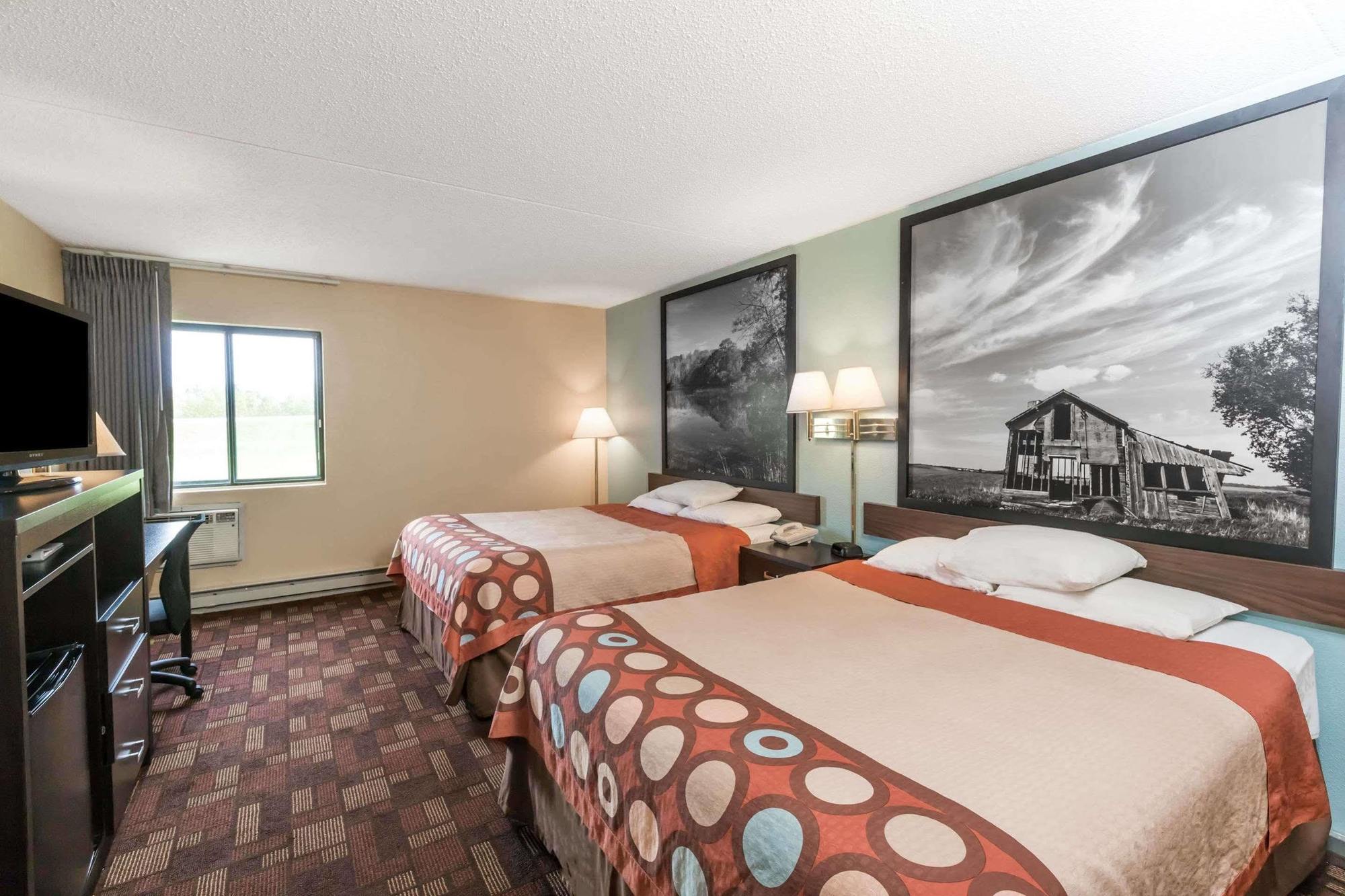 Super 8 By Wyndham Luverne Bagian luar foto
